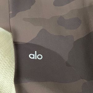 Alo leggings  size M